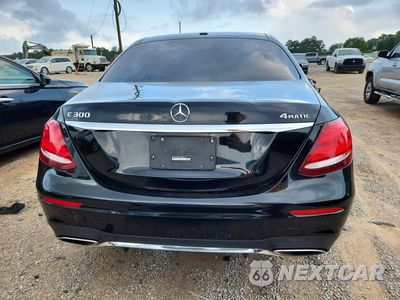 Zdjęcie 6 z 12 samochodu: 2019 MERCEDES-BENZ E 300 4MATIC VIN:WDDZF4KB6KA627896 - miniatura