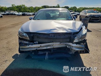Piąte zdjęcie samochodu w środku: 2017 SUBARU LEGACY 2.5I PREMIUM VIN:4S3BNAC64H3035618 - miniatura
