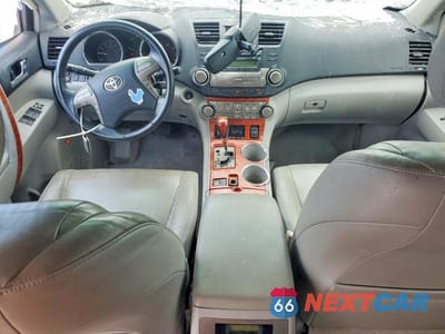 Zdjęcie 8 z 12 samochodu: 2009 TOYOTA HIGHLANDER LIMITED VIN:JTEES42A292132140 - miniatura