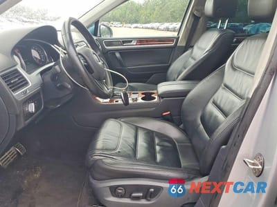 Zdjęcie 7 z 13 samochodu: 2012 VOLKSWAGEN TOUAREG V6 VIN:WVGFF9BP2CD002994 - miniatura