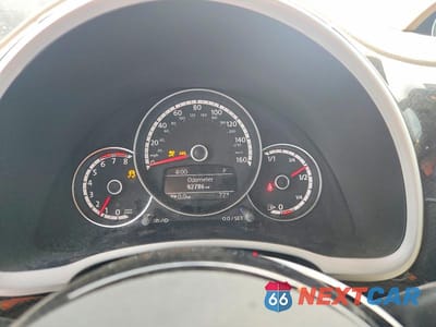Zdjęcie 9 z 12 samochodu: 2016 VOLKSWAGEN BEETLE R-LINE VIN:3VW7S7AT6GM800980 - miniatura