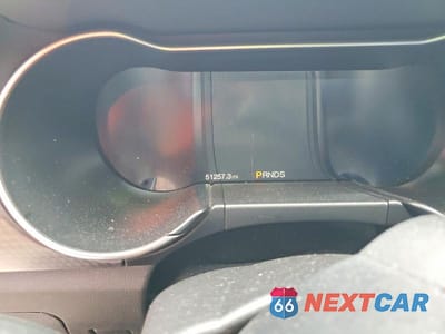 Zdjęcie 9 z 13 samochodu: 2019 FORD MUSTANG VIN:1FA6P8TH9K5157334 - miniatura