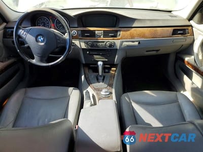 Zdjęcie 8 z 12 samochodu: 2006 BMW 325 I VIN:WBAVB13586PT01898 - miniatura
