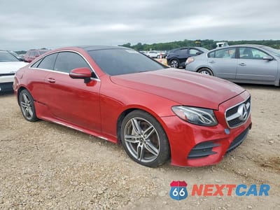 Czwarte zdjęcie samochodu z boku: 2019 MERCEDES-BENZ E 450 VIN:WDD1J6HB2KF083253 - miniatura