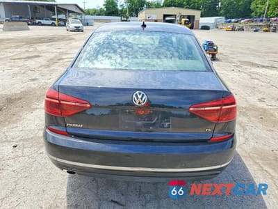Zdjęcie 6 z 13 samochodu: 2019 VOLKSWAGEN PASSAT WOLFSBURG VIN:1VWLA7A38KC009085 - miniatura