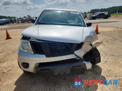 Piąte zdjęcie samochodu w środku: 2019 NISSAN FRONTIER SV VIN:1N6AD0ERXKN745339 - miniatura