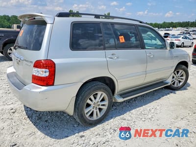 Trzecie zdjęcie samochodu z tyłu: 2007 TOYOTA HIGHLANDER HYBRID VIN:JTEEW21A270035877 - miniatura
