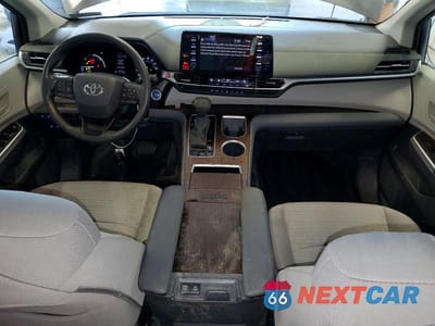 Zdjęcie 8 z 14 samochodu: 2024 TOYOTA SIENNA LE VIN:5TDKSKFC5RS109256 - miniatura