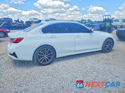 Trzecie zdjęcie samochodu z tyłu: 2020 BMW 330XI VIN:3MW5R7J05L8B36957 - miniatura