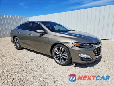 Czwarte zdjęcie samochodu z boku: 2020 CHEVROLET MALIBU LT VIN:1G1ZD5ST8LF123202 - miniatura
