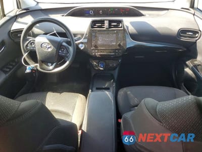 Zdjęcie 8 z 13 samochodu: 2019 TOYOTA PRIUS LE VIN:JTDKARFU6K3087408 - miniatura