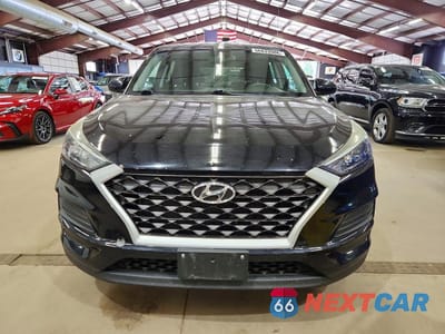 Piąte zdjęcie samochodu w środku: 2019 HYUNDAI TUCSON SE VIN:KM8J2CA4XKU885462 - miniatura