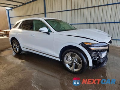 Czwarte zdjęcie samochodu z boku: 2026 GENESIS GV70 2.5T STANDARD VIN:KMUMADTBXTU256045 - miniatura