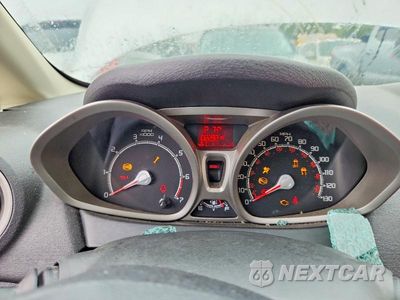 Zdjęcie 9 z 12 samochodu: 2013 FORD FIESTA SE VIN:3FADP4BJ5DM208409 - miniatura