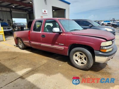 Czwarte zdjęcie samochodu z boku: 1999 CHEVROLET SILVERADO C1500 VIN:2GCEC19T7X1149486 - miniatura