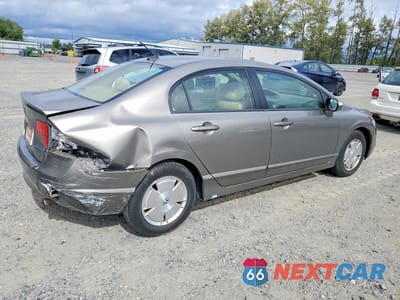 Trzecie zdjęcie samochodu z tyłu: 2008 HONDA CIVIC HYBRID VIN:JHMFA36208S026002 - miniatura