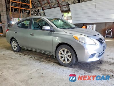 Czwarte zdjęcie samochodu z boku: 2014 NISSAN VERSA 1.6 SV VIN:3N1CN7AP5EL868706 - miniatura