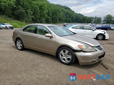 Czwarte zdjęcie samochodu z boku: 2006 ACURA RL VIN:JH4KB16576C001843 - miniatura