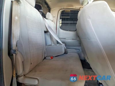 Zdjęcie 10 z 13 samochodu: 2005 TOYOTA TUNDRA ACCESS CAB SR5 VIN:5TBBT44175S472980 - miniatura