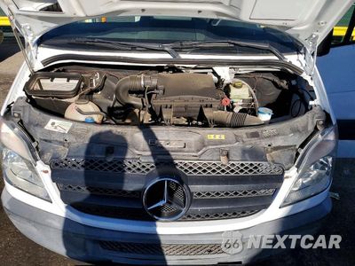 Zdjęcie 12 z 13 samochodu: 2012 MERCEDES-BENZ SPRINTER 2500 DELIVERY VAN VIN:WD3PE8CB3C5612299 - miniatura