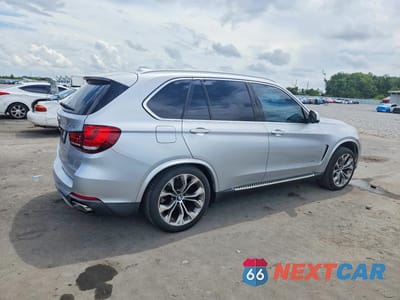 Trzecie zdjęcie samochodu z tyłu: 2016 BMW X5 XDR40E VIN:5UXKT0C57G0S75672 - miniatura