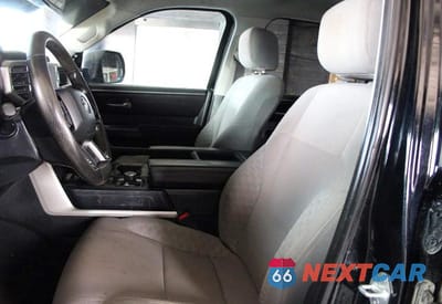 Zdjęcie 9 z 10 samochodu: 2024 TOYOTA TUNDRA SR5 VIN:5TFLA5DB6RX136222 - miniatura