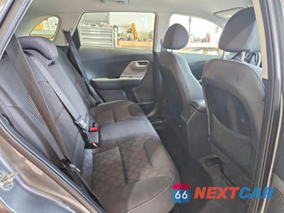 Zdjęcie 10 z 12 samochodu: 2017 KIA NIRO LX VIN:KNDCB3LC6H5064573 - miniatura