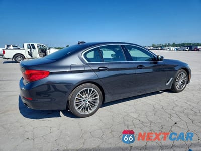 Trzecie zdjęcie samochodu z tyłu: 2019 BMW 540 I VIN:WBAJE5C5XKG919327 - miniatura