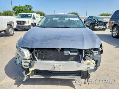Piąte zdjęcie samochodu w środku: 2019 NISSAN ALTIMA S VIN:1N4BL4BV7KC148007 - miniatura
