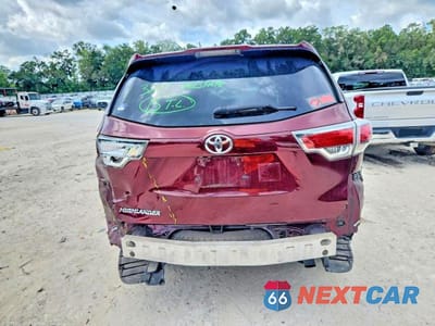 Zdjęcie 6 z 14 samochodu: 2016 TOYOTA HIGHLANDER LE VIN:5TDZKRFH5GS174348 - miniatura