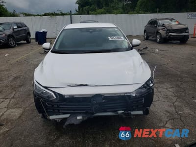 Piąte zdjęcie samochodu w środku: 2023 NISSAN SENTRA SV VIN:3N1AB8CV7PY324912 - miniatura