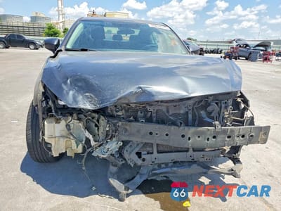 Piąte zdjęcie samochodu w środku: 2014 MAZDA 3 TOURING VIN:3MZBM1V76EM100906 - miniatura
