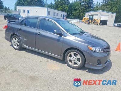 Czwarte zdjęcie samochodu z boku: 2011 TOYOTA COROLLA S VIN:2T1BU4EE5BC584073 - miniatura