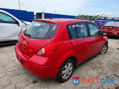 Trzecie zdjęcie samochodu z tyłu: 2009 NISSAN VERSA 1.8 S VIN:3N1BC13E29L407950 - miniatura