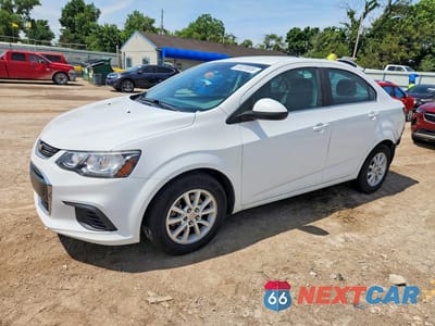 2017 CHEVROLET SONIC LT 1G1JD5SHXH4116814 - główne zdjęcie licytacji z USA - miniatura