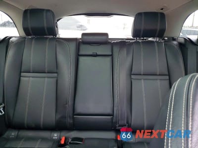 Zdjęcie 10 z 13 samochodu: 2019 LAND ROVER RANGE ROVER VELAR S VIN:SALYB2EX7KA794080 - miniatura