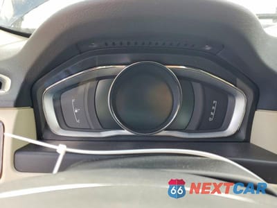 Zdjęcie 9 z 12 samochodu: 2014 VOLVO S80 3.2 VIN:YV1952AS1E1180783 - miniatura