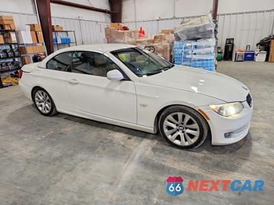 Czwarte zdjęcie samochodu z boku: 2011 BMW 328 I VIN:WBADW3C59BE537512 - miniatura