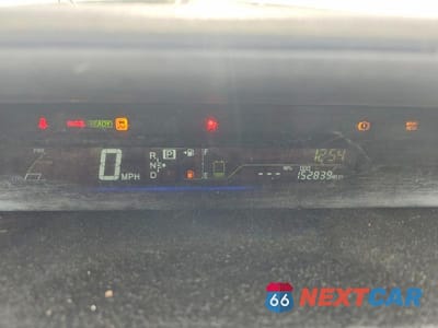 Zdjęcie 9 z 12 samochodu: 2012 TOYOTA PRIUS V THREE VIN:JTDZN3EU2C3176556 - miniatura