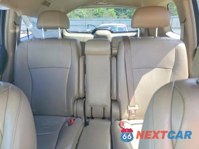 Zdjęcie 10 z 13 samochodu: 2013 TOYOTA HIGHLANDER SE VIN:5TDBK3EH1DS275477 - miniatura