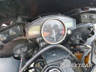 Zdjęcie 7 z 9 samochodu: 2009 YAMAHA YZFR6 VIN:JYARJ16E99A010834 - miniatura