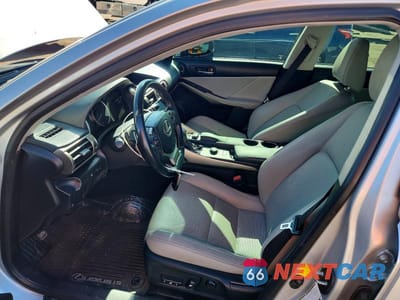 Zdjęcie 7 z 12 samochodu: 2015 LEXUS IS 250 VIN:JTHCF1D23F5019830 - miniatura