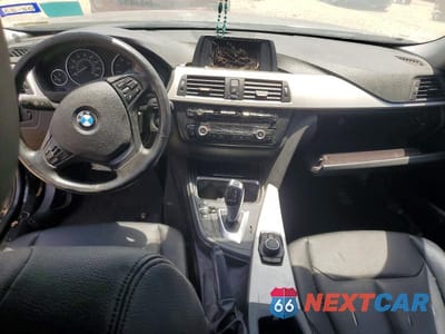 Zdjęcie 8 z 12 samochodu: 2014 BMW 320 I VIN:WBA3B1G52ENS80509 - miniatura