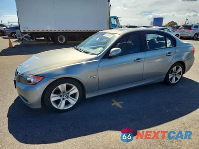 2008 BMW 328 I WBAVA37588NL19731 - główne zdjęcie licytacji z USA - miniatura