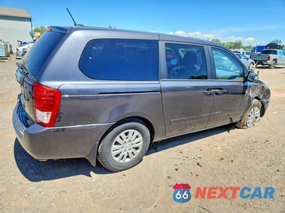 Trzecie zdjęcie samochodu z tyłu: 2014 KIA SEDONA LX VIN:KNDMG4C71E6585222 - miniatura