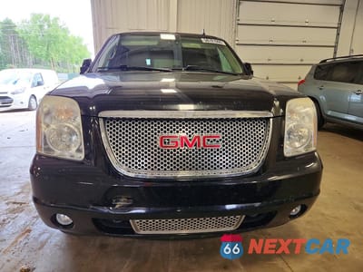 Piąte zdjęcie samochodu w środku: 2012 GMC YUKON XL DENALI VIN:1GKS2MEF0CR104855 - miniatura