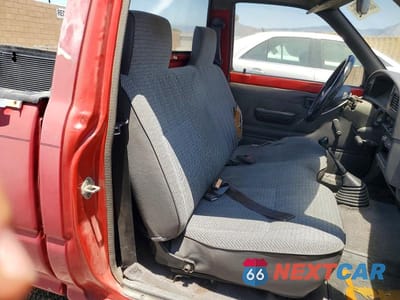 Zdjęcie 10 z 12 samochodu: 1994 TOYOTA PICKUP BASE VIN:4TARN81A9RZ255121 - miniatura