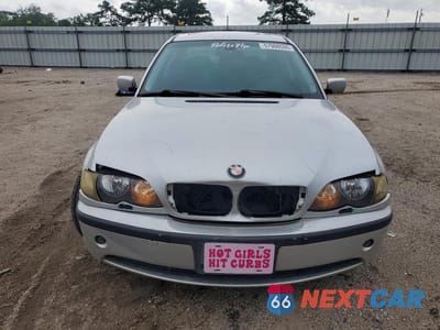 Piąte zdjęcie samochodu w środku: 2005 BMW 325 I VIN:WBAEV33425KW15911 - miniatura