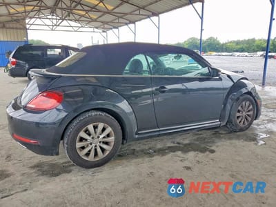 Trzecie zdjęcie samochodu z tyłu: 2018 VOLKSWAGEN BEETLE S VIN:3VW5DAATXJM512014 - miniatura