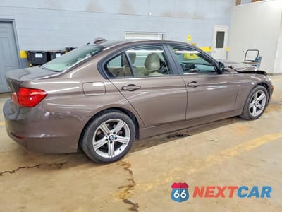 Trzecie zdjęcie samochodu z tyłu: 2014 BMW 328 I VIN:WBA3A5G50ENP32645 - miniatura
